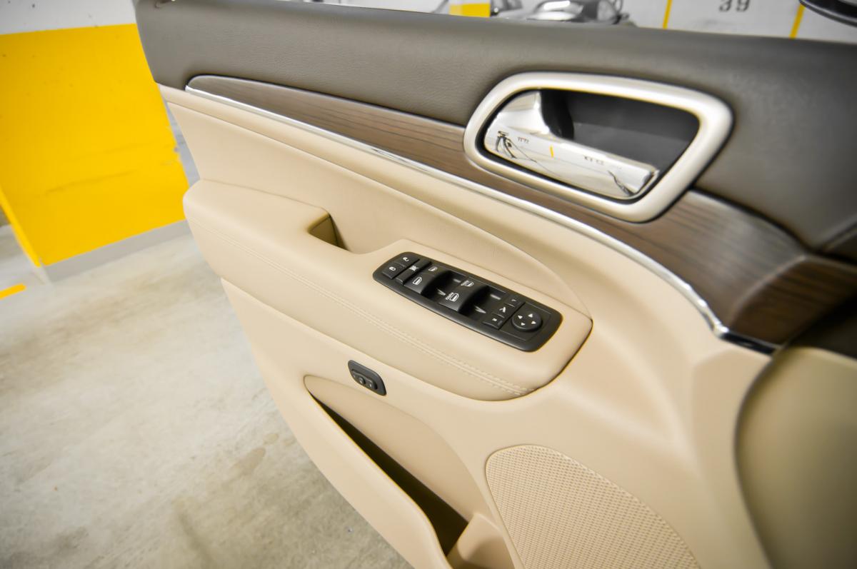 2014 Jeep Grand Cherokee Overland Cor Motorcars