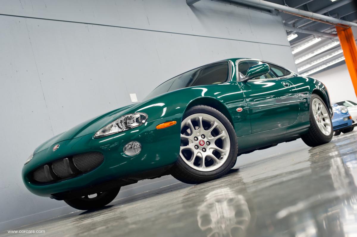 JAGUAR SPORTS グリーン バイザー 2002 Jaguar XKR | Cor Motorcars