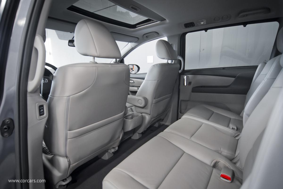 2016 Honda Odyssey Seating Capacity