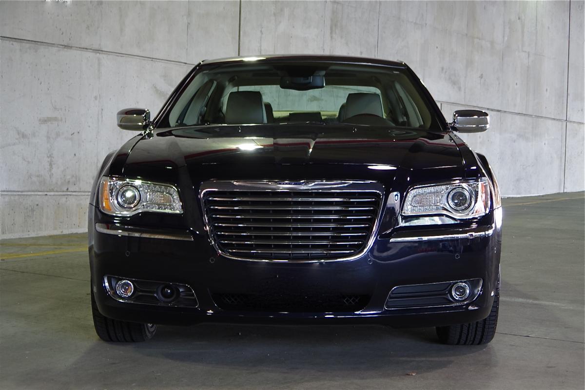 Chrysler 300c 2011