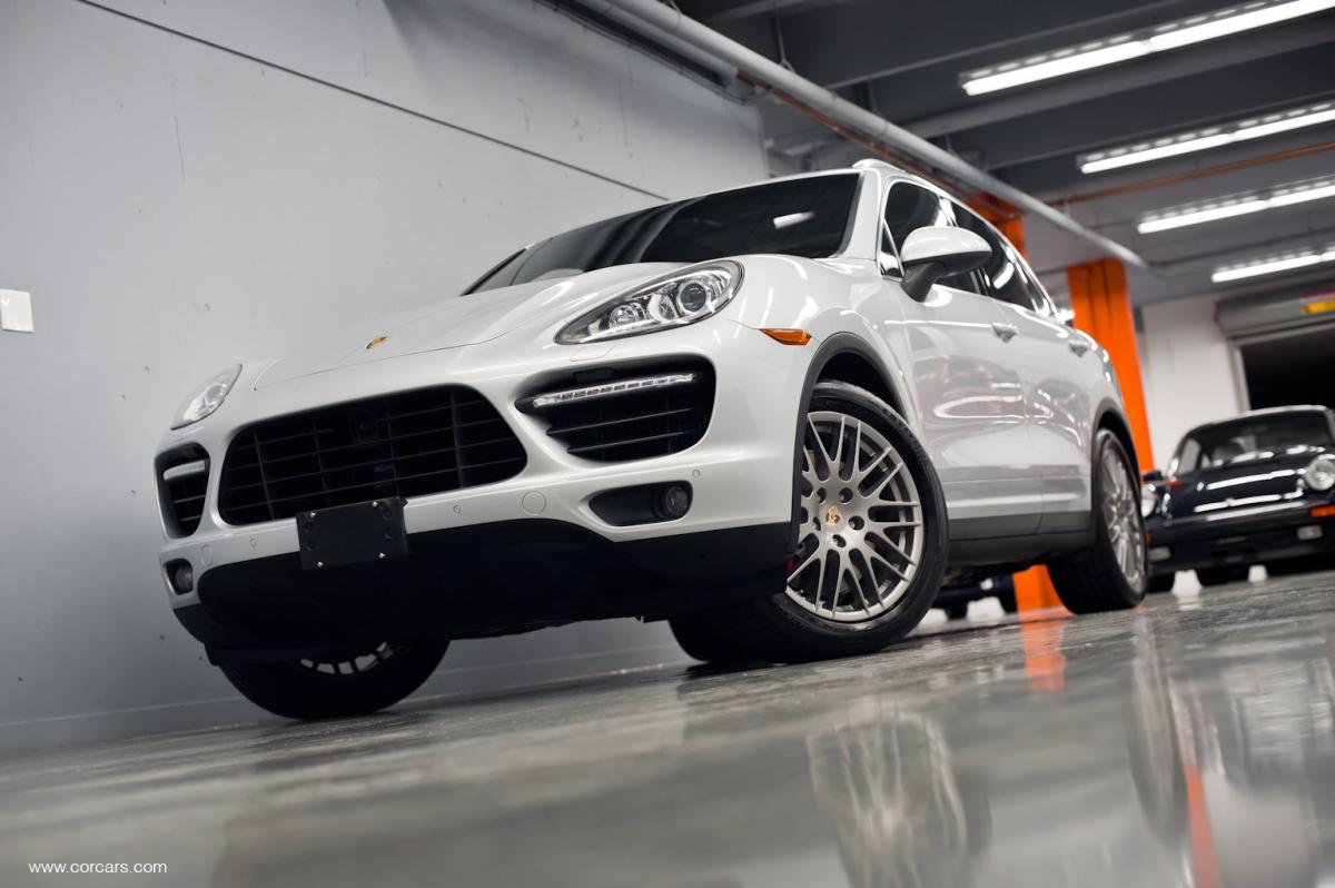 Porsche cayenne turbo 2012