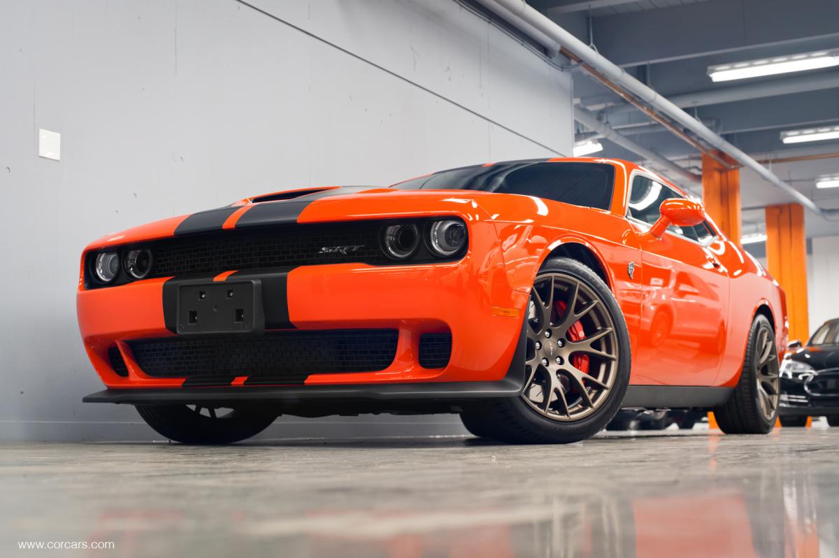 Додж челленджер hellcat