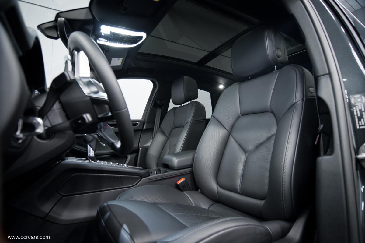 Porsche macan фото салона
