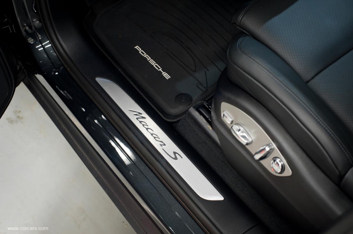 2018 Porsche Macan S | Cor Motorcars